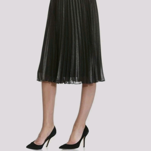 Metallic Midi Skirt - Picture 7 of 7